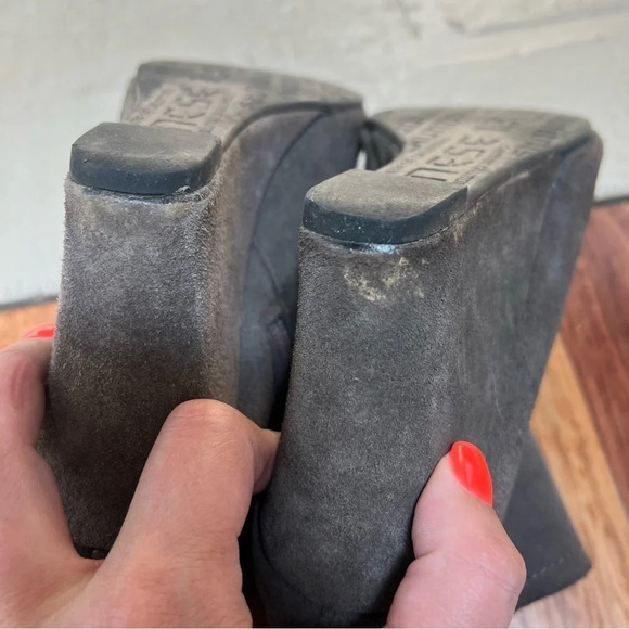 Chinese Laundry Grey Suede Wedge Booties, Size 7.5 - Picture 3 of 7